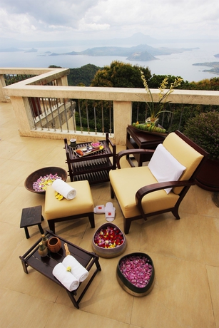 Imagen de la piscina del Hotel Taal Vista. Foto 14