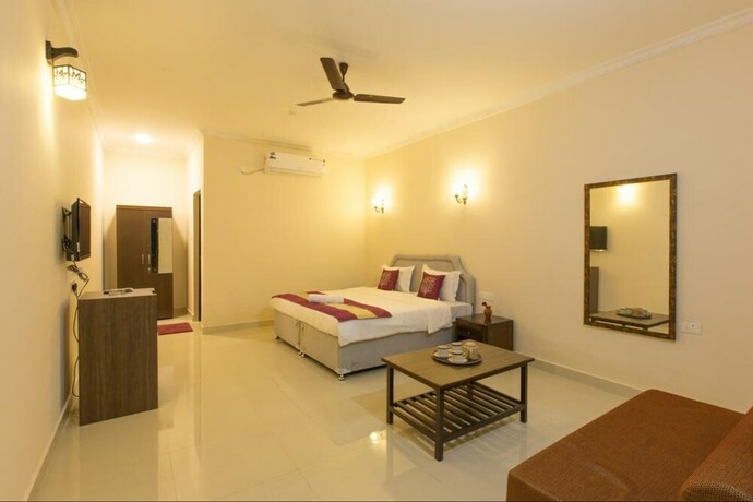 Imagen de la habitación del Hotel Taalva Morjim. Foto 22