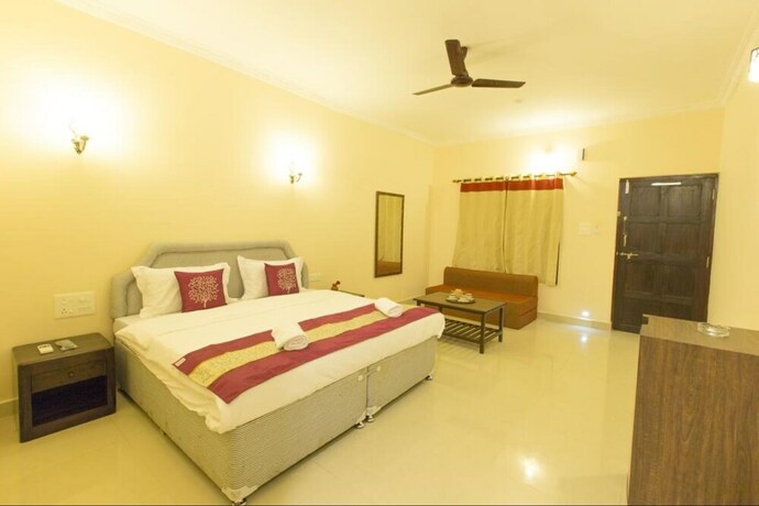 Imagen de la habitación del Hotel Taalva Morjim. Foto 34