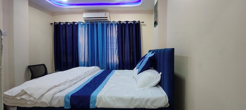 Imagen de la habitación del Hotel Taarini Rajwada Indore By LOTO. Foto 8