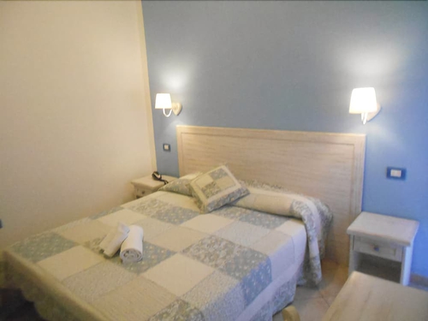 Imagen de la habitación del Hotel Tabby. Foto 3