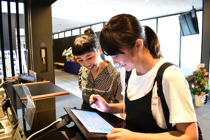 Imagen de los interiores del Hotel Tabino Sado. Foto 17