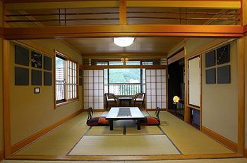 Imagen del bar/restaurante del Hotel Tabino Yado Marukyo. Foto 4
