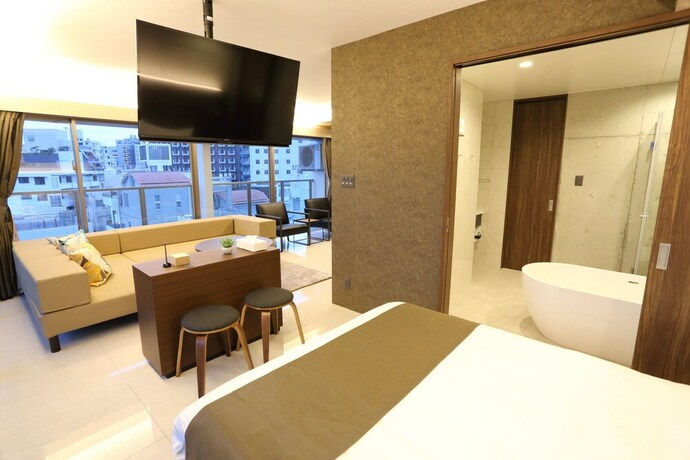 Imagen de la habitación del Hotel Tabinoteitaku Okinawa Naha. Foto 24