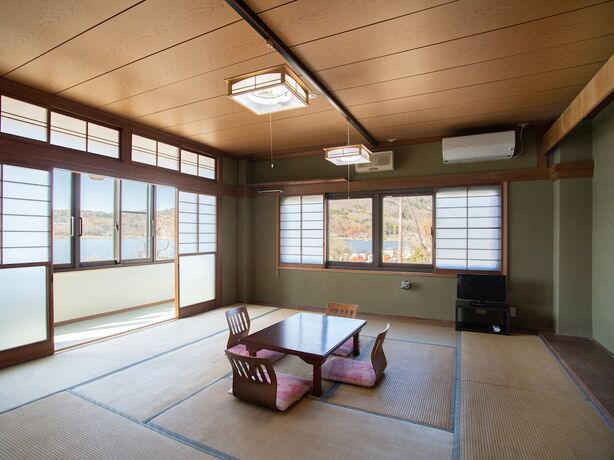 Imagen de la habitación del Hotel Tabist Lakeside Inn Fujinami Yamanakako. Foto 17