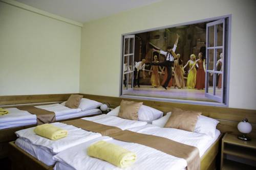 Imagen de la habitación del Hotel Tabor. Foto 3