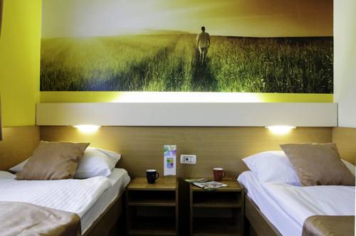 Imagen de la habitación del Hotel Tabor. Foto 10