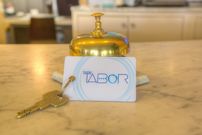 Imagen de los interiores del Hotel Tabor, Rimini. Foto 19