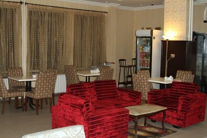 Imagen del bar/restaurante del Hotel Tac. Foto 4