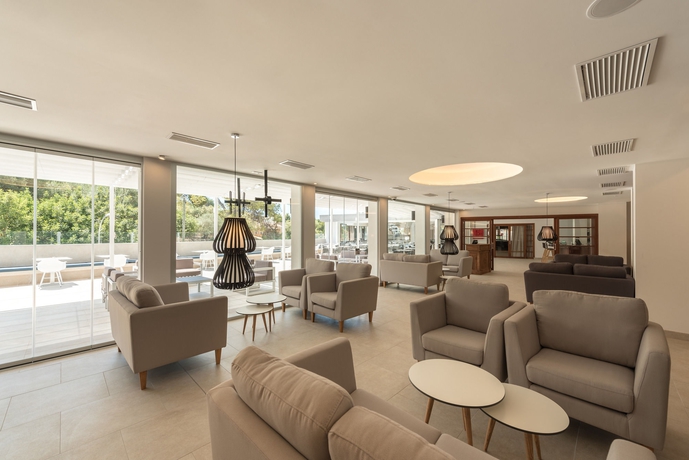 Imagen de los interiores del Hotel Tacande Portals. Foto 9