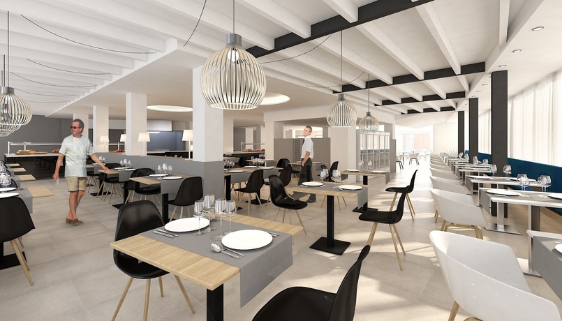 Imagen del bar/restaurante del Hotel Tacande Portals. Foto 4