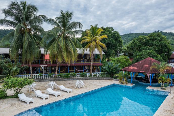 Imagen de la piscina del Hotel Tacarcuna Lodge. Foto 19