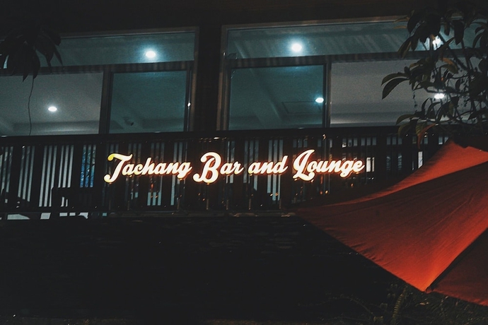 Imagen del bar/restaurante del Hotel Tachang Resort. Foto 11