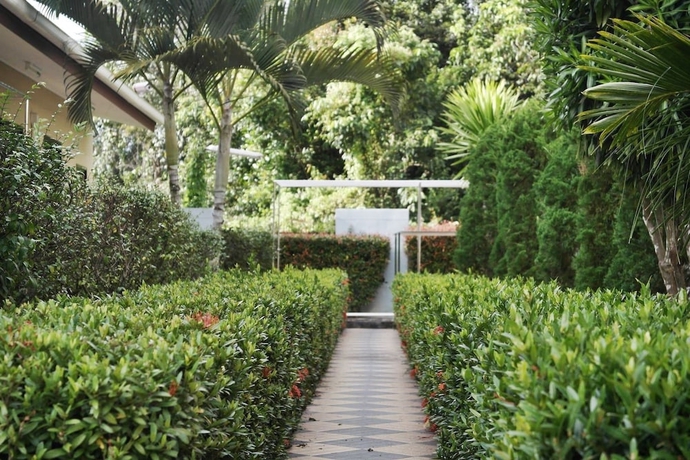 Imagen de los exteriores del Hotel Tachang Resort. Foto 18