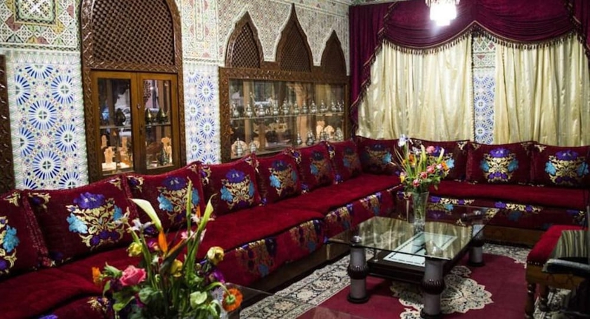 Imagen del bar/restaurante del Hotel Tachfine. Foto 3