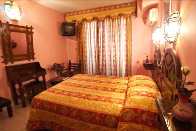 Imagen de la habitación del Hotel Tachfine. Foto 6