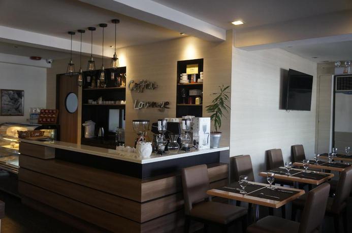 Imagen del bar/restaurante del Hotel Tacloban Plaza Hotel. Foto 5