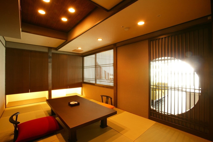 Imagen de la habitación del Hotel Tadaya. Foto 13