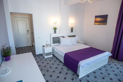 Imagen de la habitación del Hotel Tadora, EFORIE. Foto 17