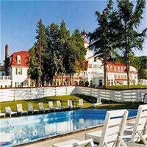 Imagen de la piscina del Hotel Tadoussac. Foto 10