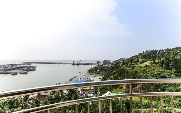 Imagen general del Hotel Taean Bali. Foto 19