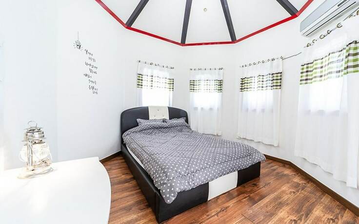 Imagen de la habitación del Hotel Taean Geuttaegeu Pension. Foto 14