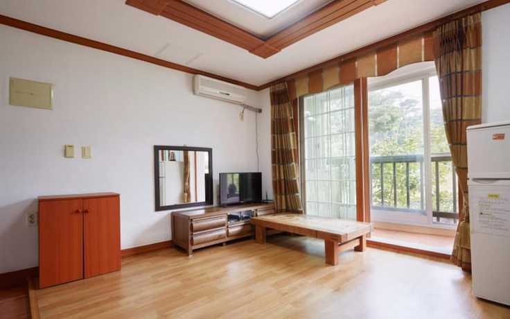 Imagen de la habitación del Hotel Taean Landscape in Pines Pension. Foto 11