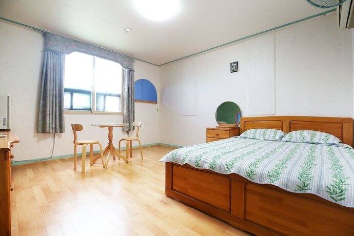 Imagen de la habitación del Hotel Taean Seohae Motel. Foto 17