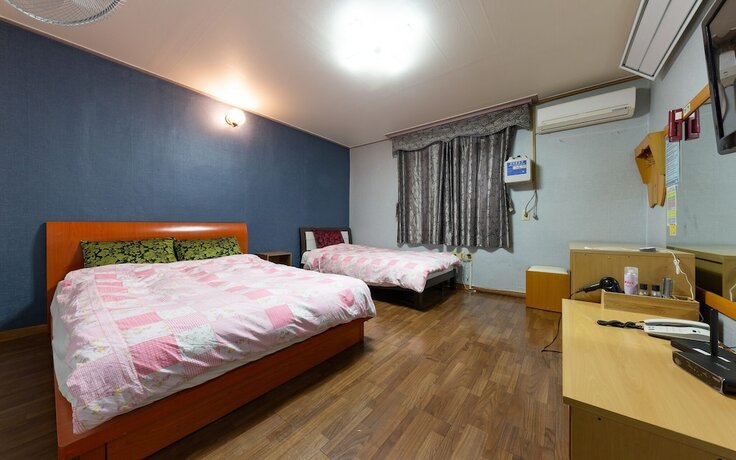Imagen general del Hotel Taean Shinjindo Beach Condo Motel. Foto 9