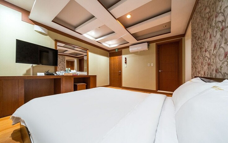 Imagen de la habitación del Hotel Taebaek Tourist. Foto 26