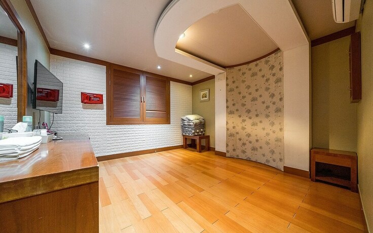 Imagen de la habitación del Hotel Taebaek Tourist. Foto 36
