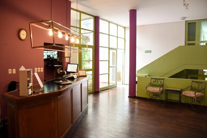 Imagen de los interiores del Hotel Tafi. Foto 19