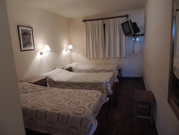 Imagen de la habitación del Hotel Tafi. Foto 11