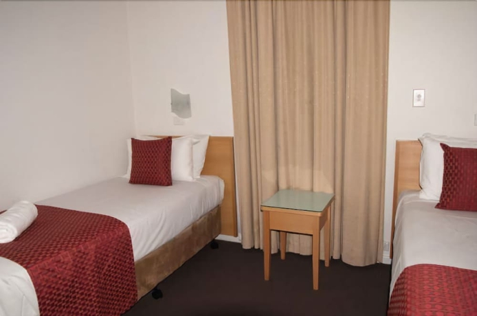 Imagen de la habitación del Hotel Taft Motor Inn. Foto 2