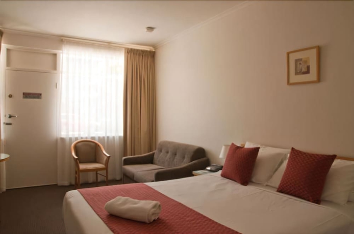 Imagen de la habitación del Hotel Taft Motor Inn. Foto 5