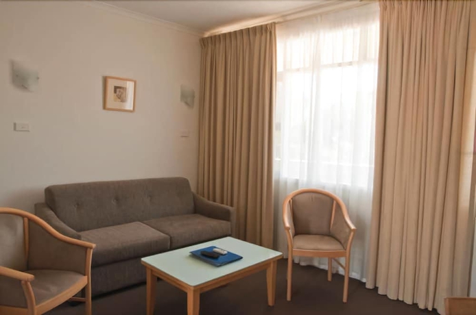 Imagen de la habitación del Hotel Taft Motor Inn. Foto 11