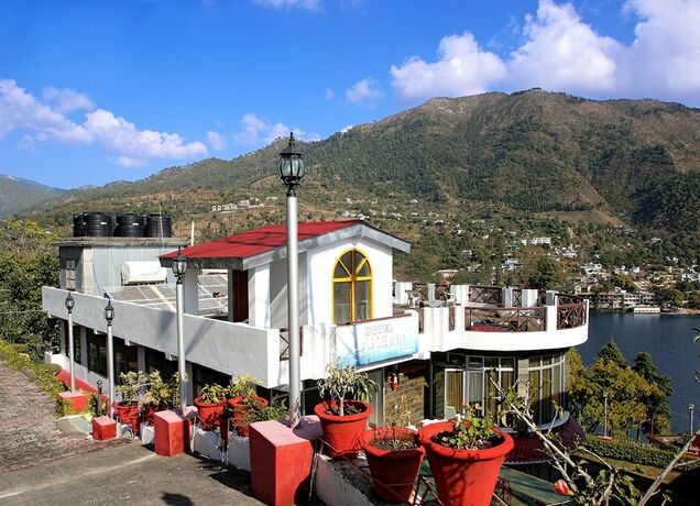 Imagen de los exteriores del Hotel Tag Resorts Lavanya, Bhimtal. Foto 17