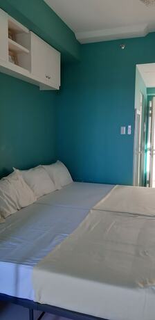 Imagen de la habitación del Hotel Tagaytay Condotel. Foto 26