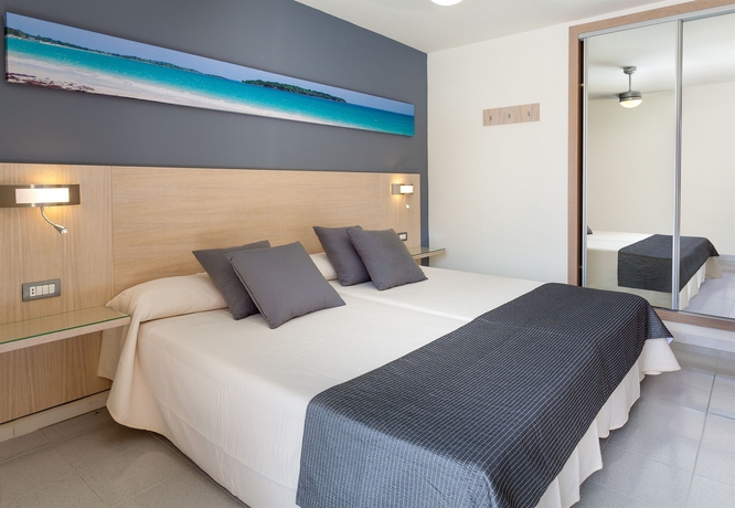 Imagen de la habitación del Hotel Tagoro Family and Fun Costa Adeje. Foto 16