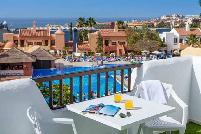 Imagen de los exteriores del Hotel Tagoro Family and Fun Costa Adeje. Foto 22