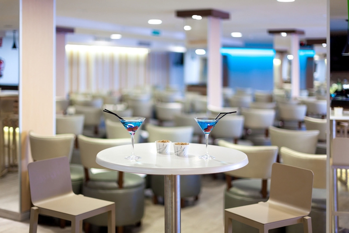Imagen del bar/restaurante del Hotel Tagoro Family and Fun Costa Adeje. Foto 12