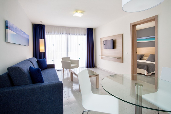 Imagen de la habitación del Hotel Tagoro Family and Fun Costa Adeje. Foto 18