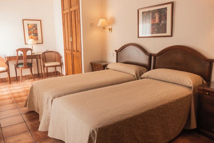 Imagen general del Hotel Tàrbena. Foto 8