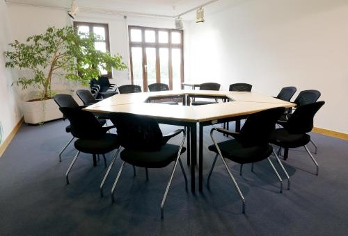 Imagen general del Hotel Tagungs- Und Bildungszentrum Steinbach/taunus. Foto 7