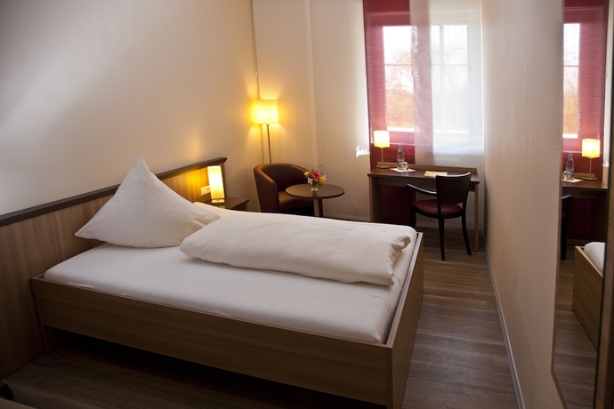 Imagen de la habitación del Hotel Tagungshaus Regina Pacis. Foto 5