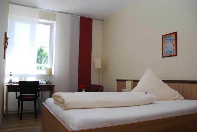 Imagen de la habitación del Hotel Tagungshaus Regina Pacis. Foto 10