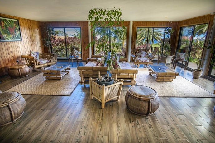 Imagen de los interiores del Hotel Taha Tai. Foto 16