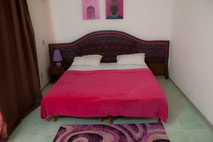 Imagen de la habitación del Hotel Tahiti, Dakar. Foto 5