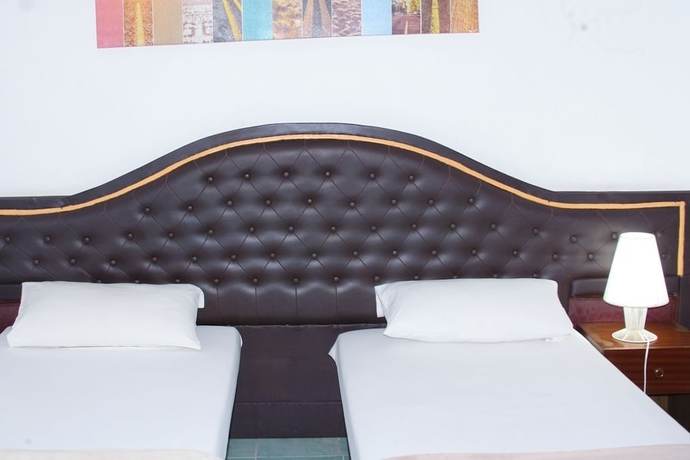 Imagen de la habitación del Hotel Tahiti, Dakar. Foto 6