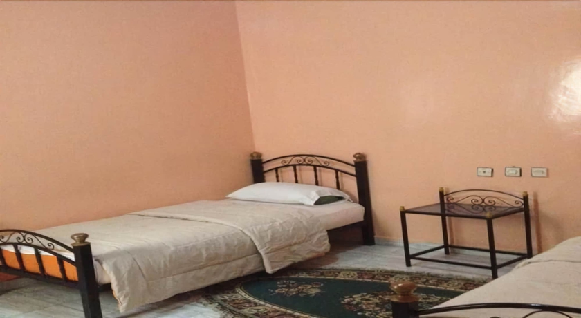 Imagen de la habitación del Hotel Tahiti. Foto 5